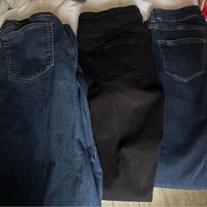 Men's Blue and Black Jeans